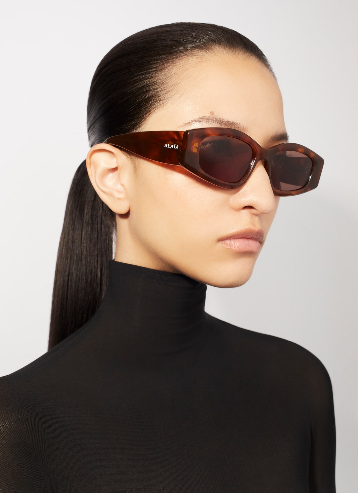 OVAL SUNGLASSES ALAÏA BROWN OVAL SUNGLASSES